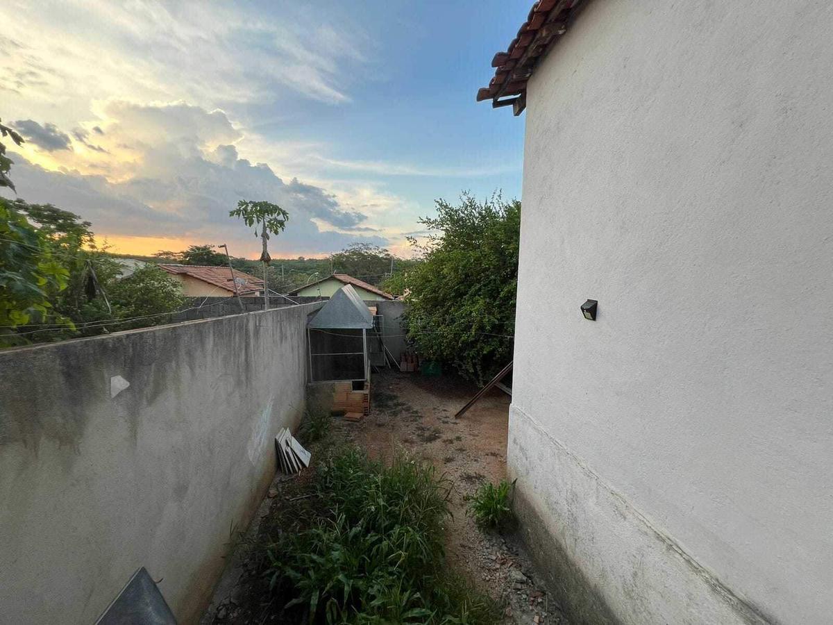 Casa, Moradas da Lapinha, 3 Quartos, 2 Vagas, 1 Suíte