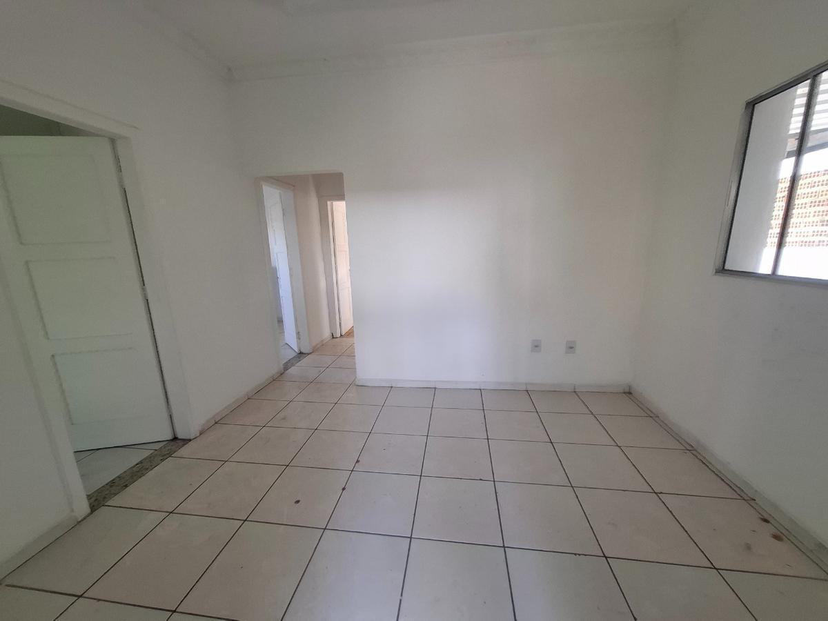 Casa, Cachoeirinha, 5 Quartos, 4 Vagas