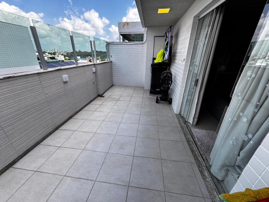 Cobertura, Santa Inês, 3 Quartos, 2 Vagas, 1 Suíte