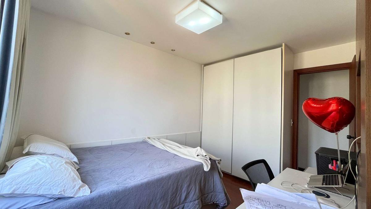 Apartamento, Funcionários, 2 Quartos, 2 Vagas, 1 Suíte
