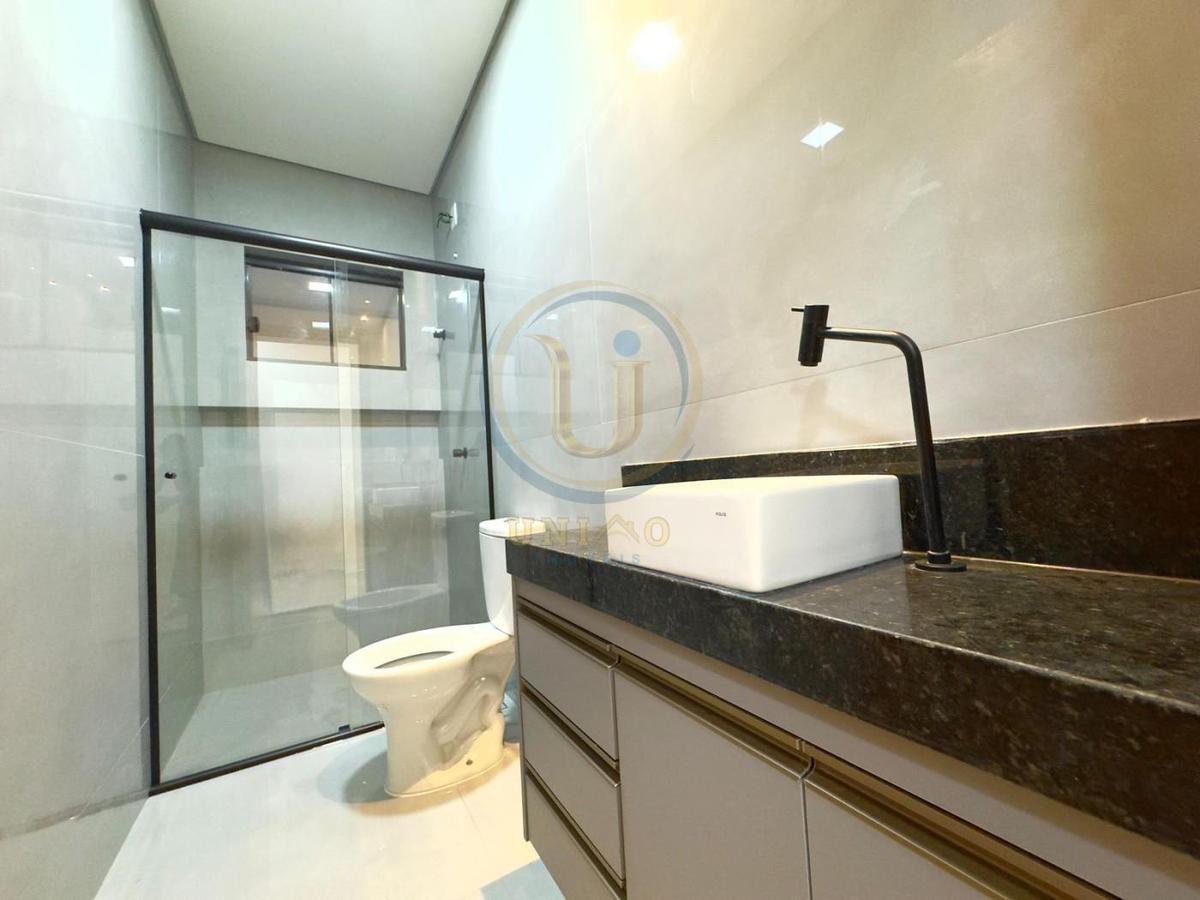Casa, Novo Centro, 3 Quartos, 2 Vagas, 1 Suíte