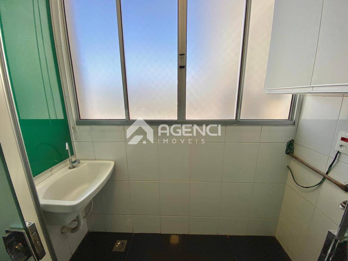 Apartamento, Cabral, 3 Quartos, 0 Vaga, 1 Suíte