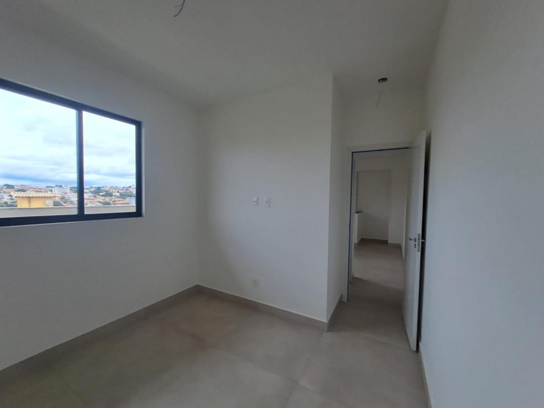 Cobertura, Planalto, 3 Quartos, 2 Vagas, 1 Suíte