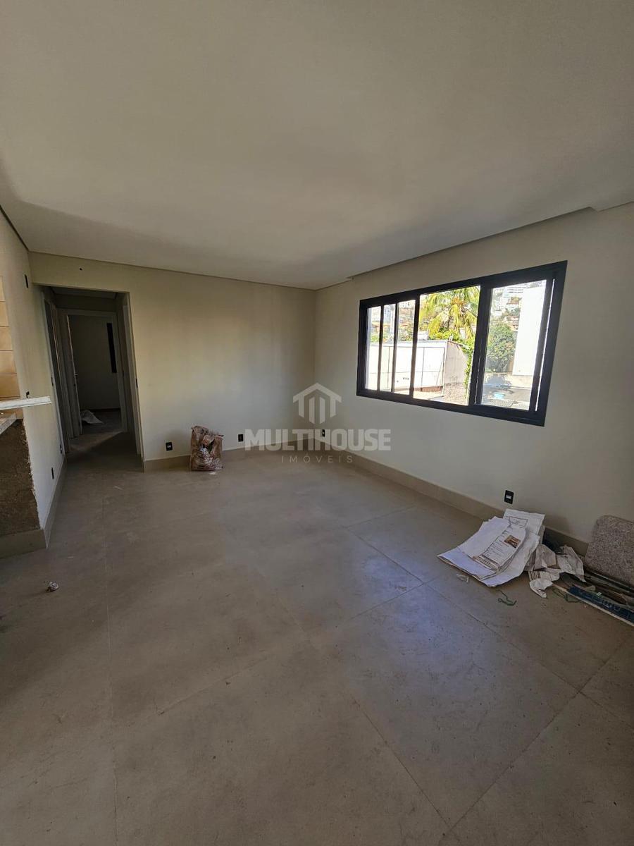 Apartamento, Santa Efigênia, 3 Quartos, 2 Vagas, 1 Suíte