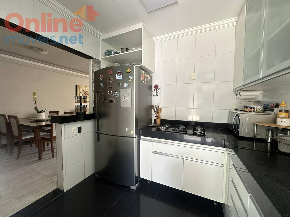 Casa, Fernão Dias, 3 Quartos, 0 Vaga, 1 Suíte