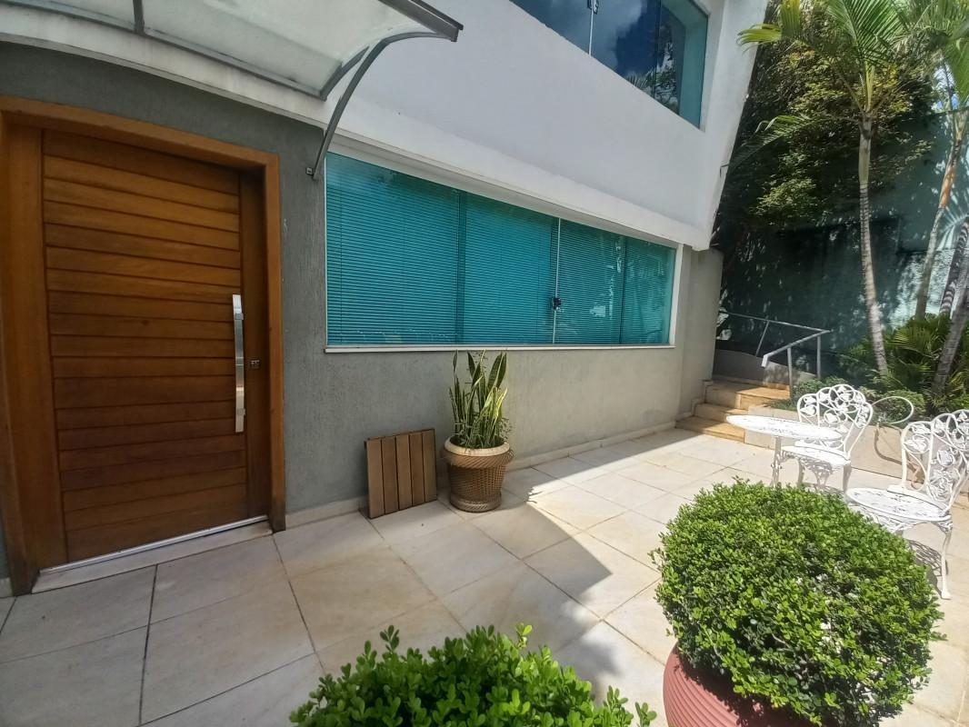 Casa, Cruzeiro, 5 Quartos, 4 Vagas, 1 Suíte