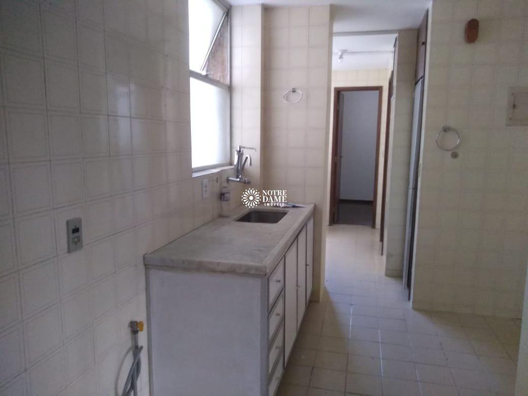 Apartamento, Funcionários, 2 Quartos, 0 Vaga