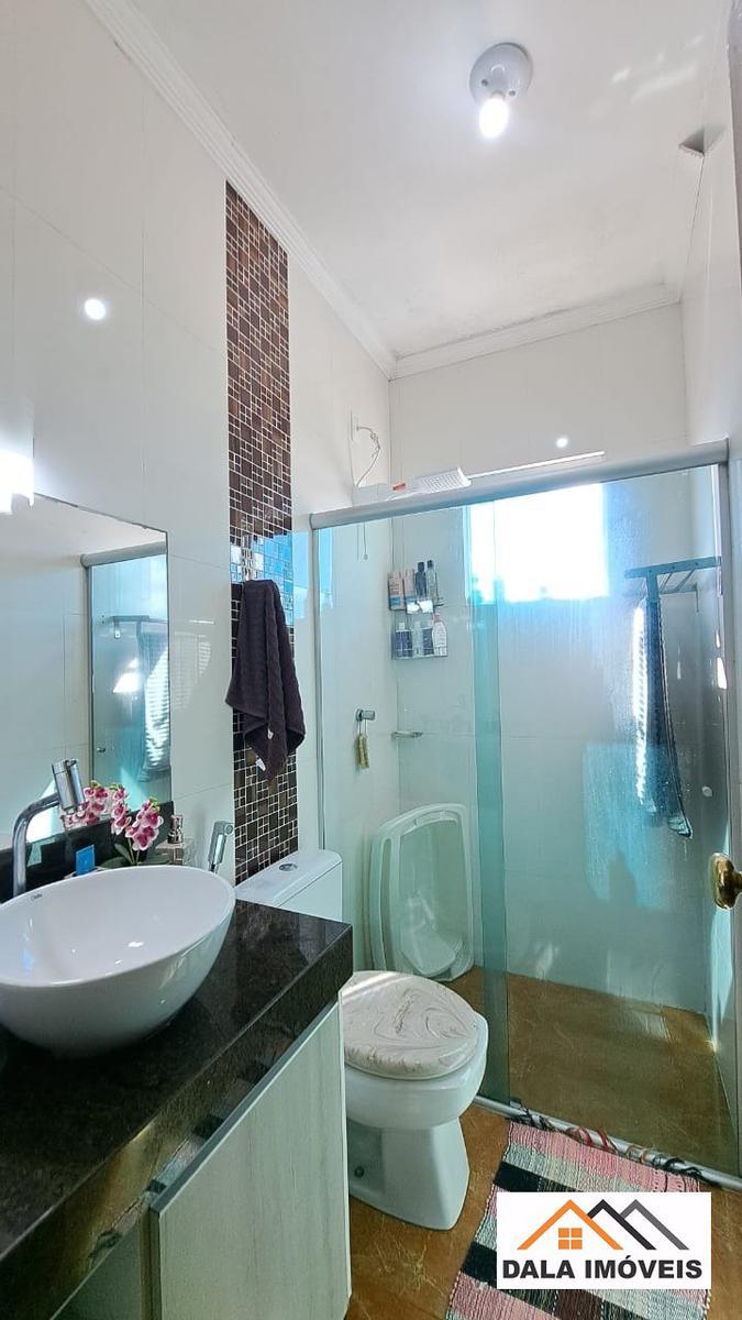 Casa, Heliópolis, 4 Quartos, 2 Vagas, 1 Suíte