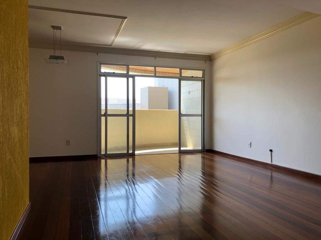 Apartamento, Ipiranga, 4 Quartos, 2 Vagas, 1 Suíte