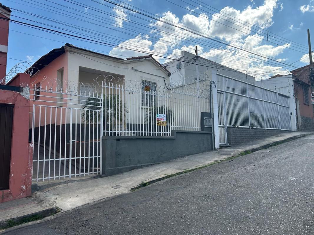 Casa, Carlos Prates, 2 Quartos, 2 Vagas