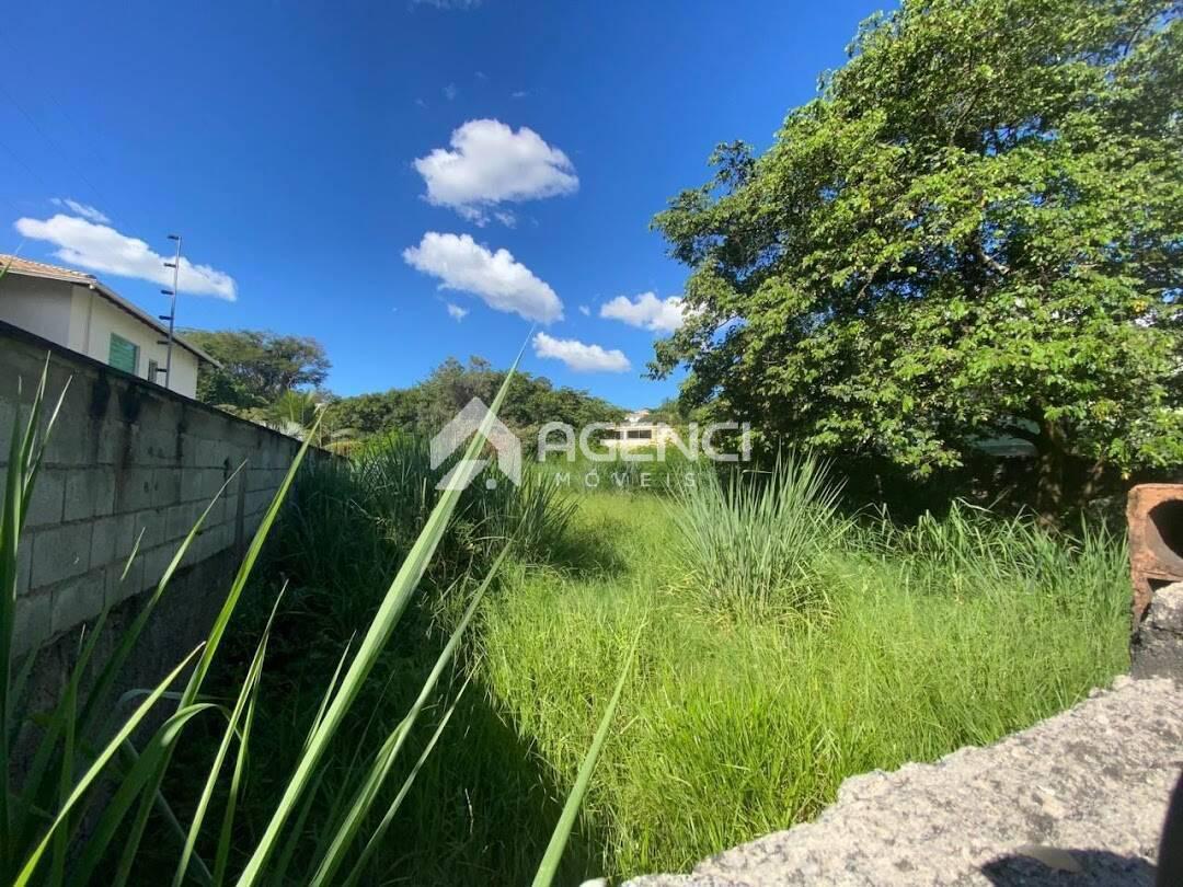 Área Privativa, Bandeirantes (pampulha), 0 Quarto, 0 Vaga, 0 Suíte