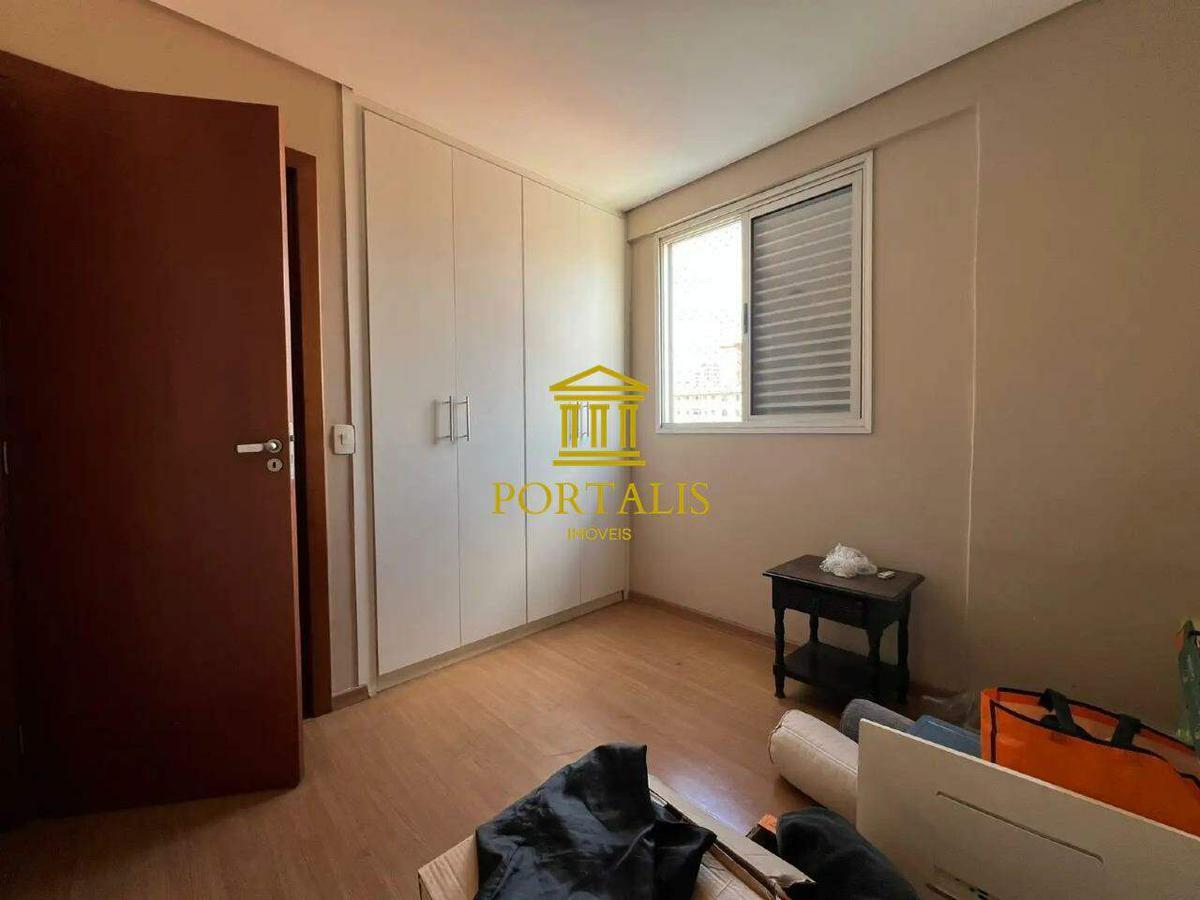Apartamento, Floresta, 3 Quartos, 2 Vagas, 1 Suíte