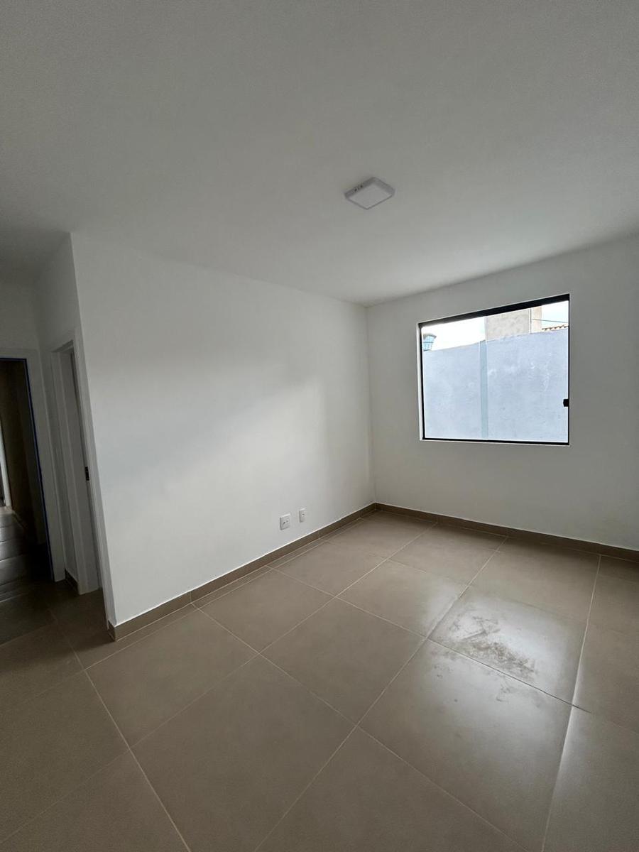 Casa, Nova Vista, 3 Quartos, 4 Vagas, 1 Suíte