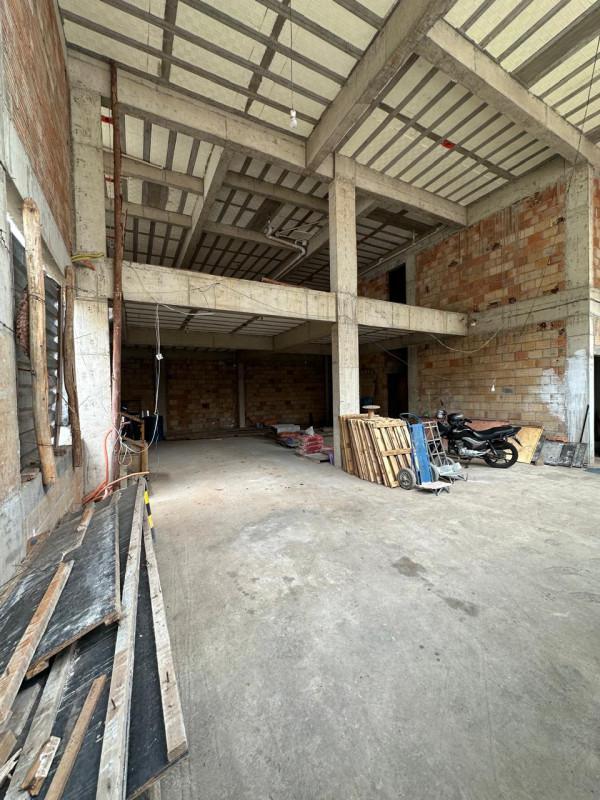 Andar, Centro, 0 Quarto, 0 Vaga
