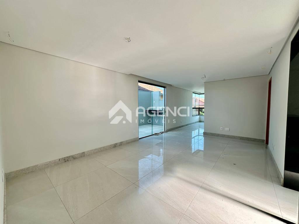 Apartamento, Serrano, 4 Quartos, 0 Vaga, 1 Suíte