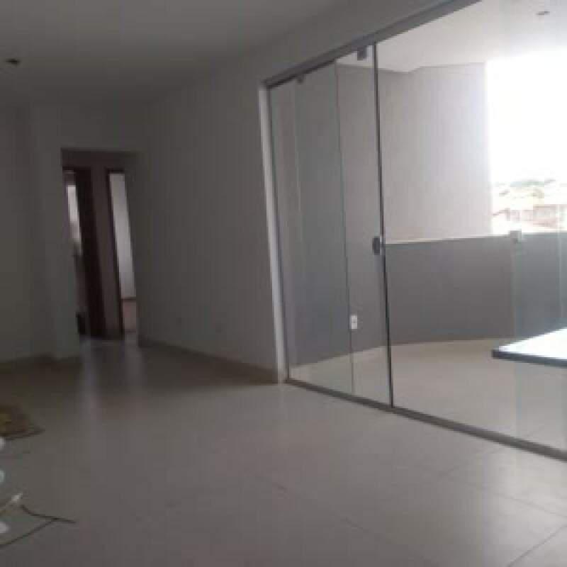 Apartamento, Floresta, 3 Quartos, 2 Vagas, 1 Suíte