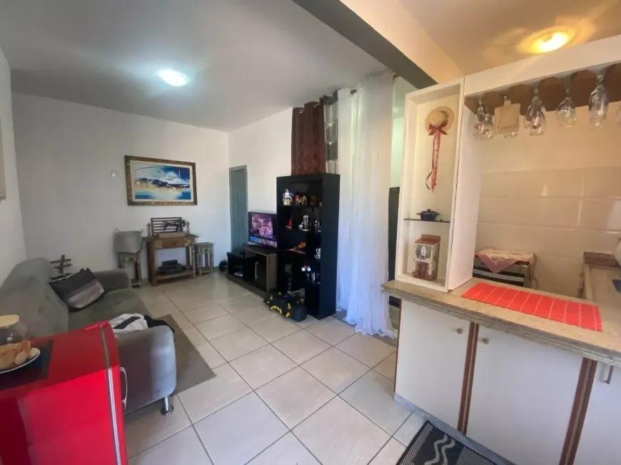 Casa, Jardim Leblon, 2 Quartos, 5 Vagas, 1 Suíte