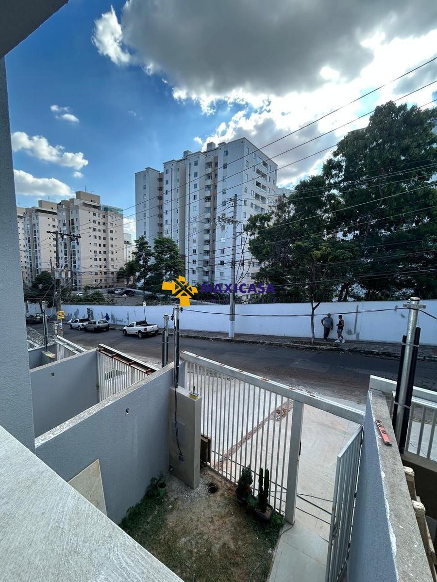 Casa, Planalto, 2 Quartos, 1 Vaga, 1 Suíte