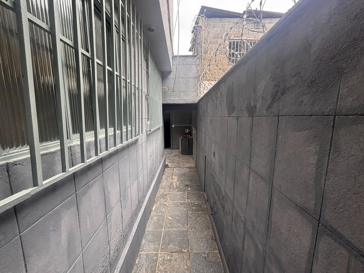 Casa, Planalto, 2 Quartos, 1 Vaga, 2 Suítes