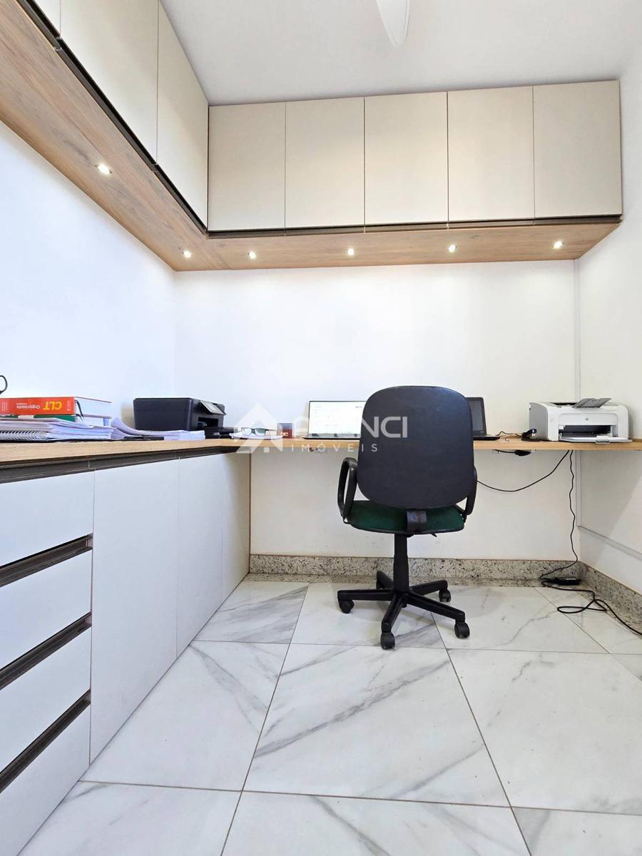 Apartamento, Castelo, 3 Quartos, 0 Vaga, 2 Suítes