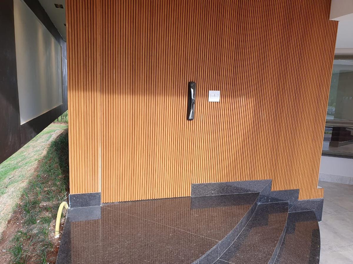 Casa, Alphaville - Lagoa dos Ingleses, 5 Quartos, 4 Vagas, 1 Suíte