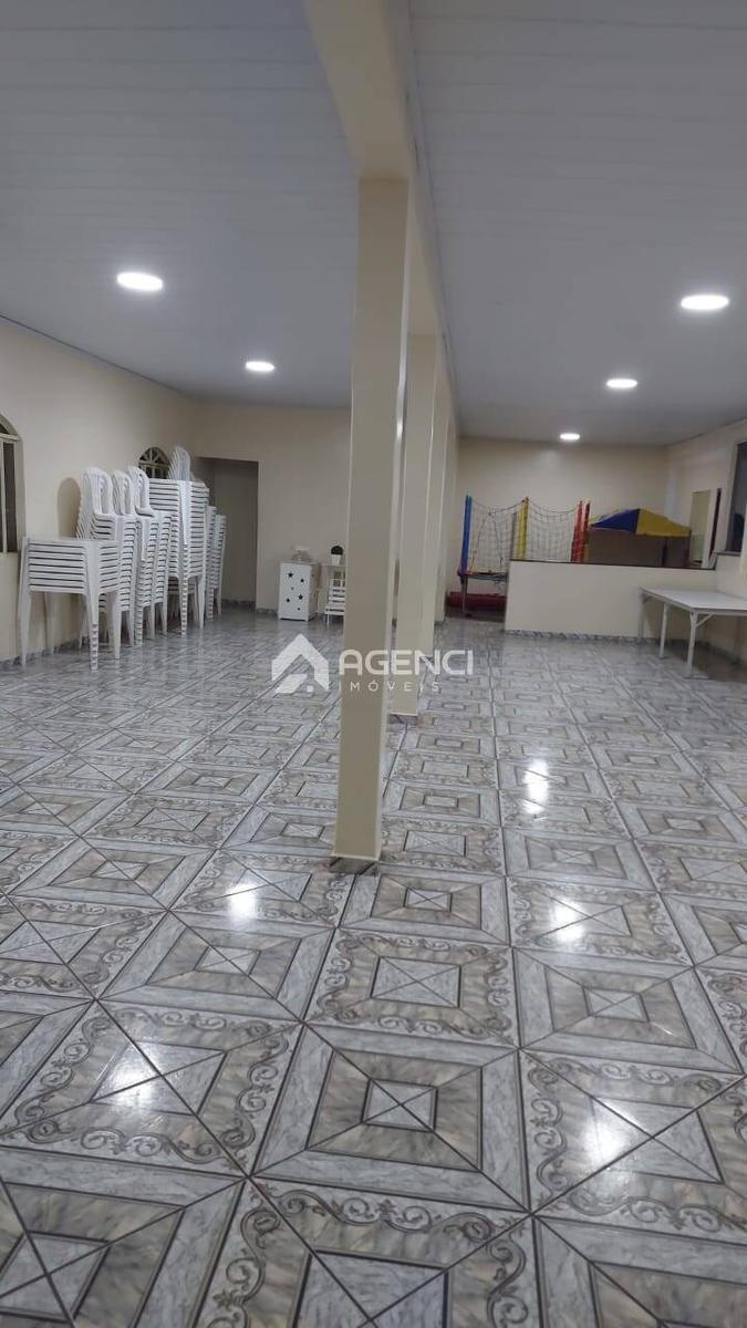 Casa, São Caetano, 4 Quartos, 0 Vaga, 0 Suíte