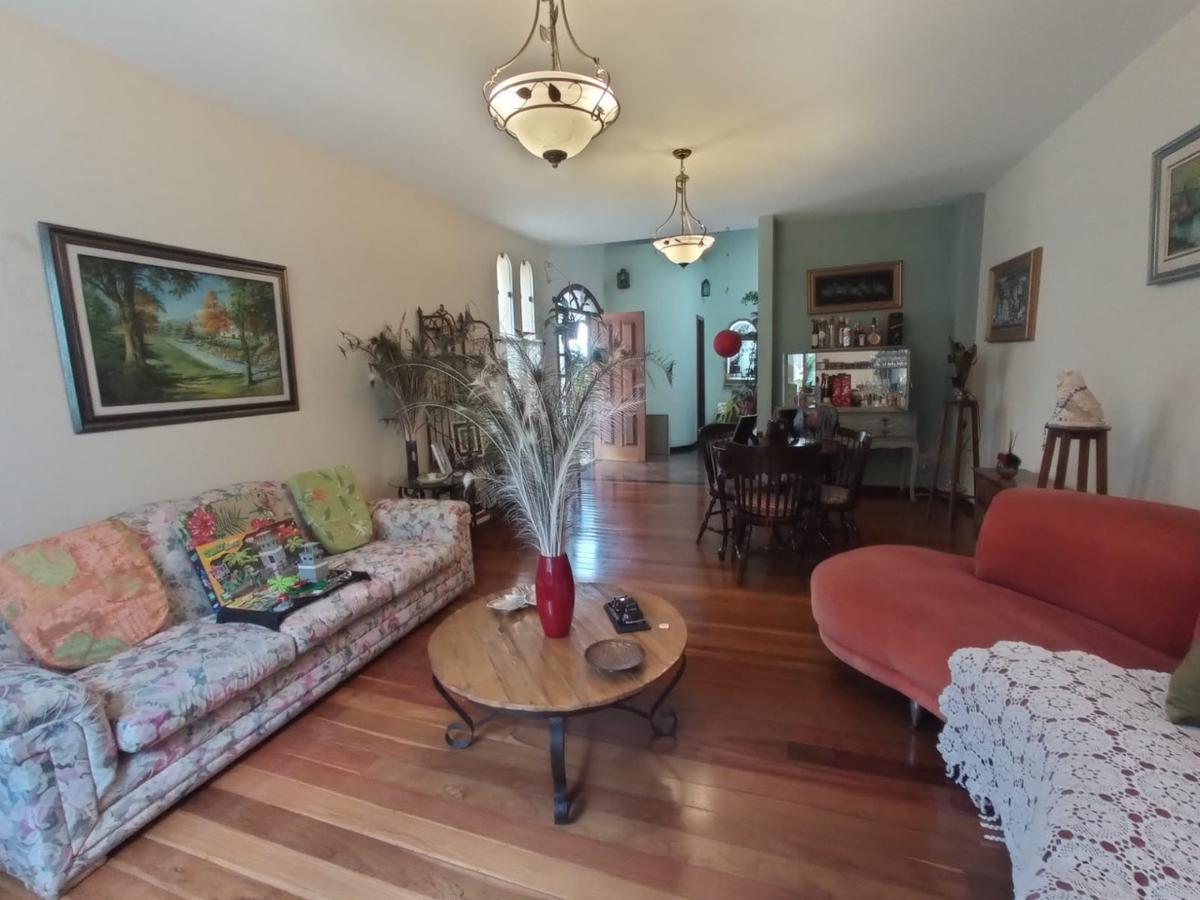 Casa, Buritis, 4 Quartos, 3 Vagas, 2 Suítes