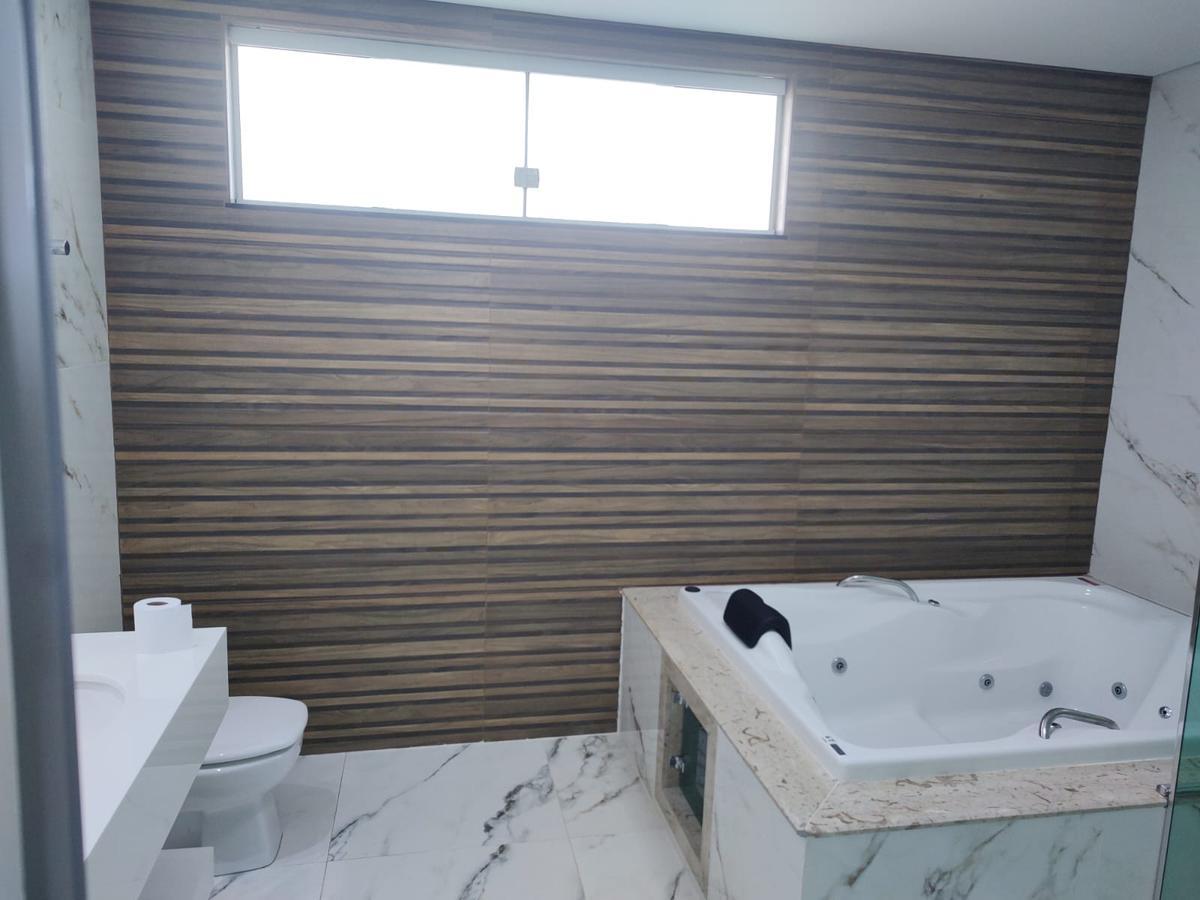 Casa, Cidade Praia Angélica I, 4 Quartos, 6 Vagas, 4 Suítes