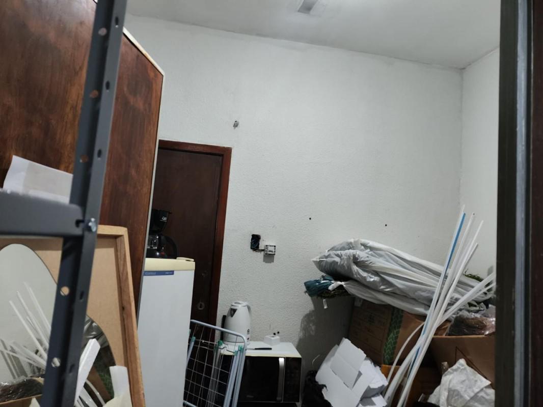 Sala, Centro, 0 Quarto, 0 Vaga