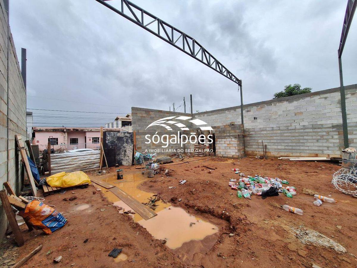 Galpão, Pedra Azul, 3 Vagas