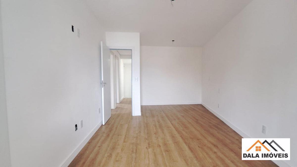 Casa, Planalto, 3 Quartos, 2 Vagas, 1 Suíte