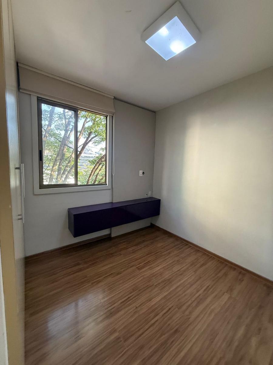 Apartamento, Estoril, 2 Quartos, 2 Vagas