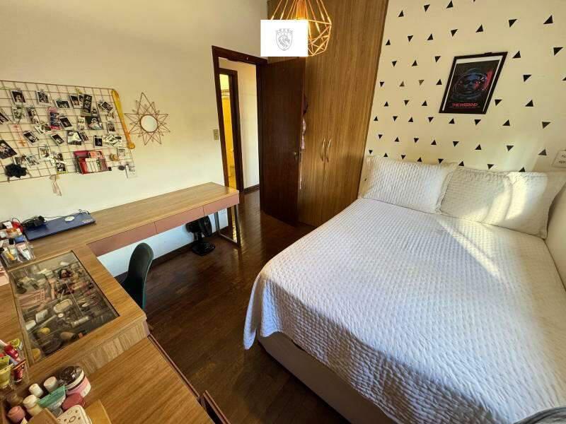 Apartamento, Sagrada Família, 3 Quartos, 1 Vaga, 1 Suíte