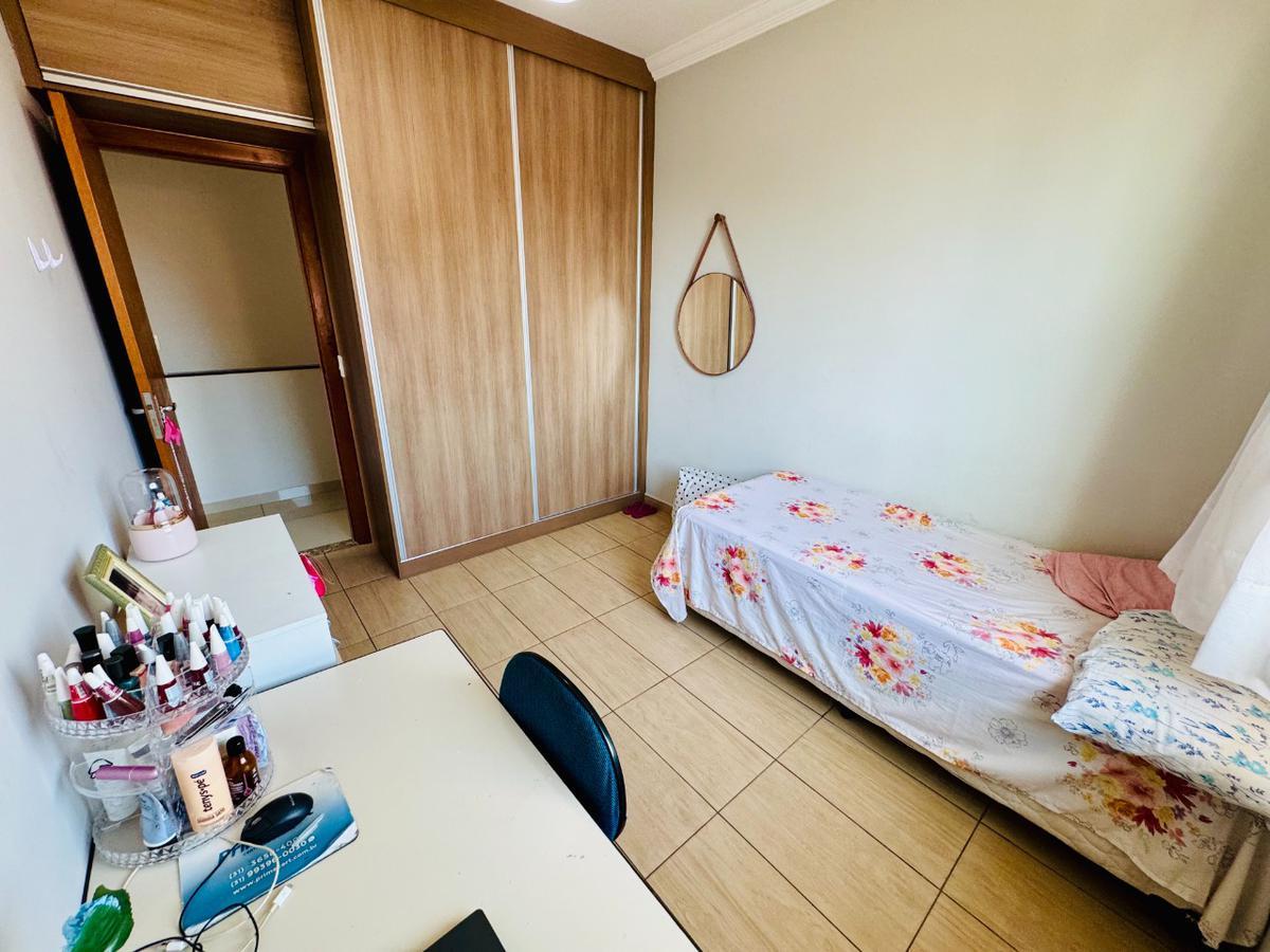 Casa, Rio Branco, 3 Quartos, 2 Vagas, 1 Suíte