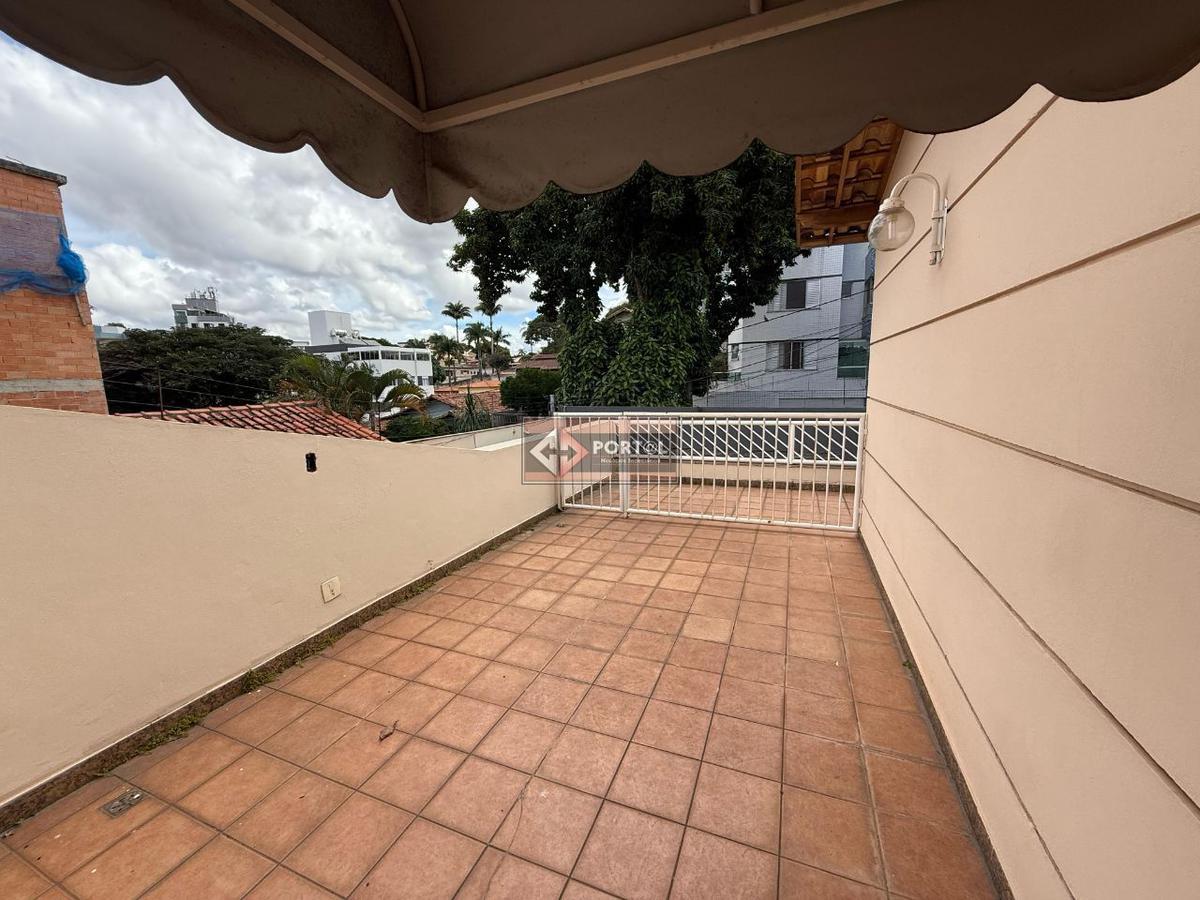 Casa Comercial, Itapoã, 5 Quartos, 4 Vagas, 2 Suítes