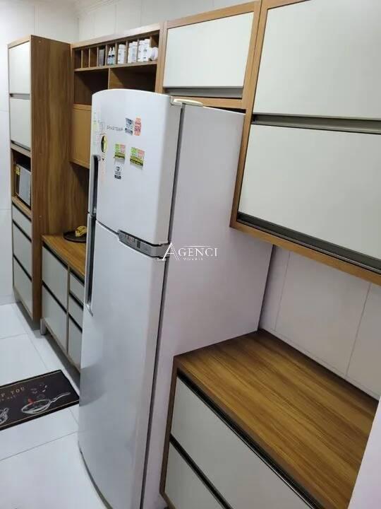 Apartamento, Cândida Ferreira, 2 Quartos, 0 Vaga, 0 Suíte
