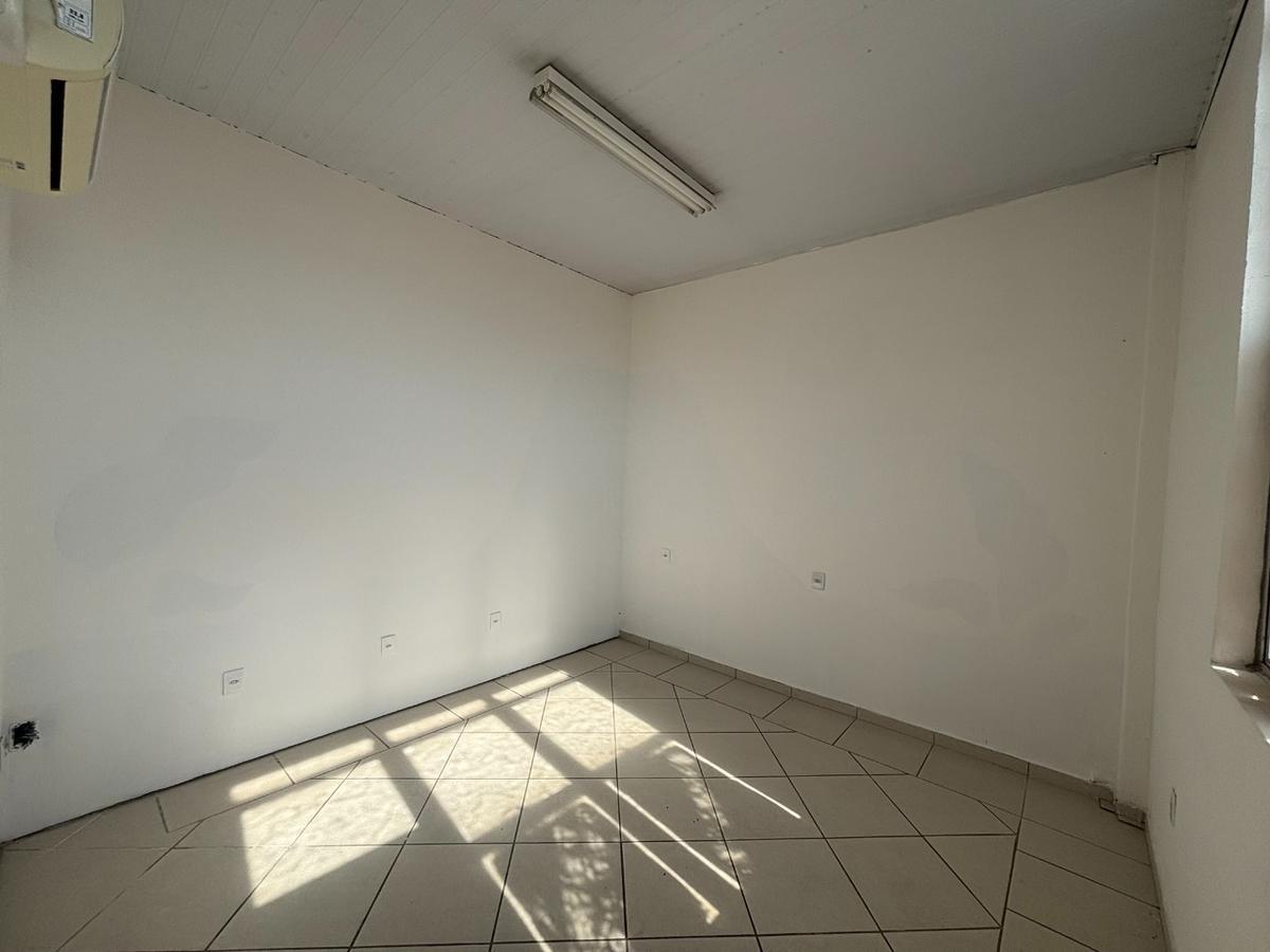 Sala, Venda Nova, 0 Quarto, 0 Vaga