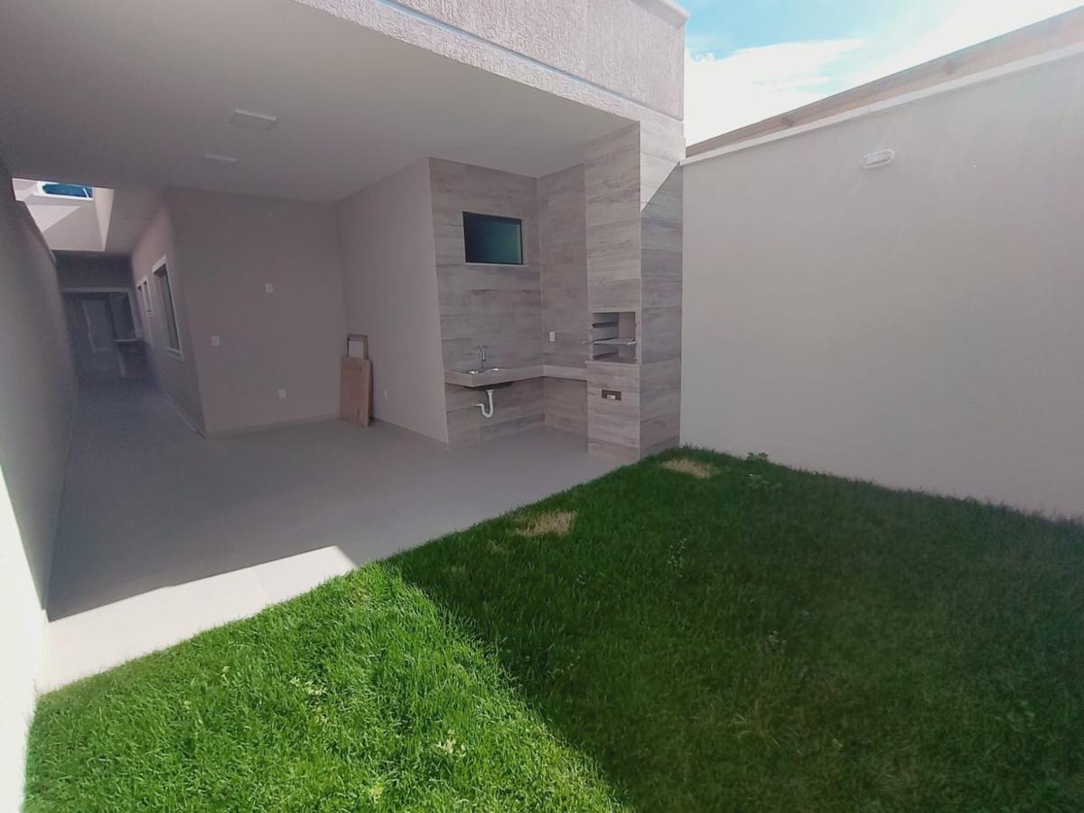 Casa, Céu Azul, 3 Quartos, 2 Vagas, 1 Suíte