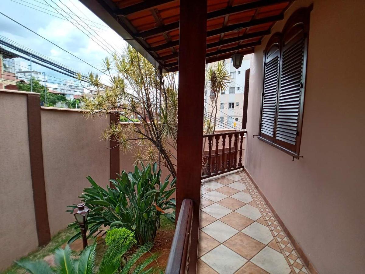 Casa, Nova Granada, 5 Quartos, 4 Vagas, 3 Suítes