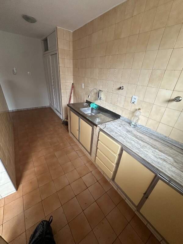 Casa, Sagrada Família, 0 Quarto, 1 Vaga