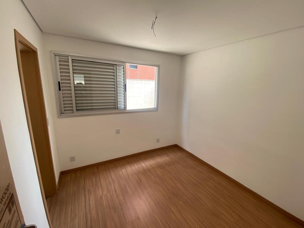 Apartamento, Cruzeiro, 2 Quartos, 2 Vagas, 1 Suíte