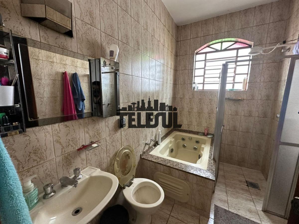 Casa, Vila Registânea, 3 Quartos, 5 Vagas, 1 Suíte