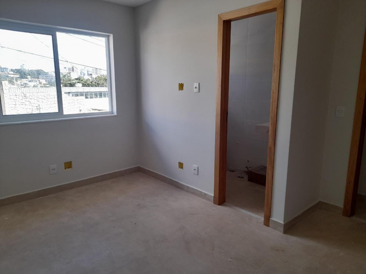 Casa, Esplanada, 3 Quartos, 2 Vagas, 1 Suíte