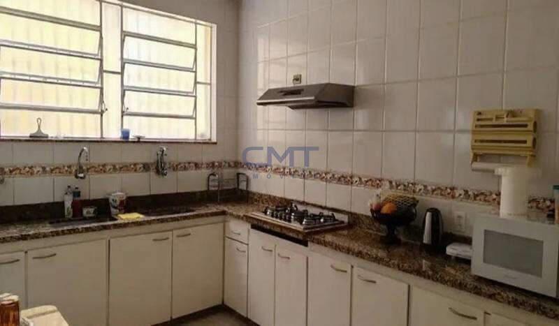 Casa, Luxemburgo, 5 Quartos, 4 Vagas, 2 Suítes