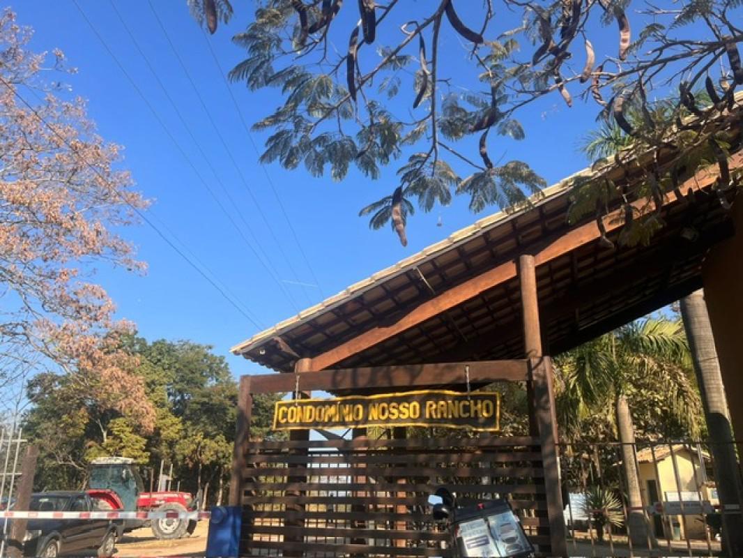 Fazenda, Vila Ipê Amarelo, 4 Quartos, 6 Vagas, 2 Suítes