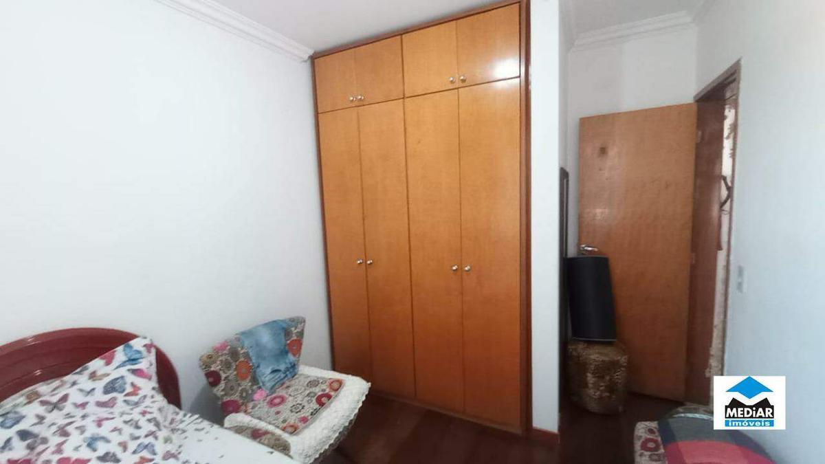 Apartamento, Floresta, 3 Quartos, 2 Vagas, 1 Suíte