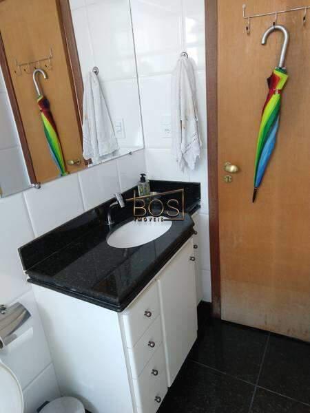 Apartamento, Sagrada Família, 3 Quartos, 2 Vagas, 1 Suíte