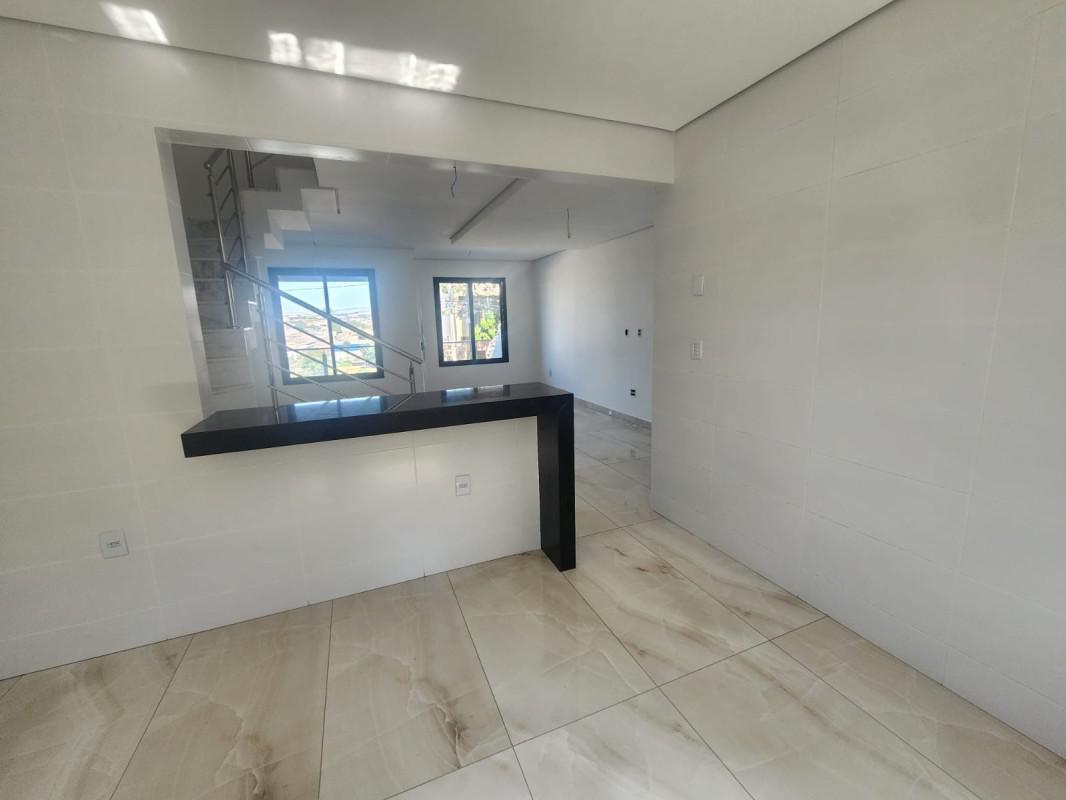 Casa, Cabral, 3 Quartos, 4 Vagas, 1 Suíte