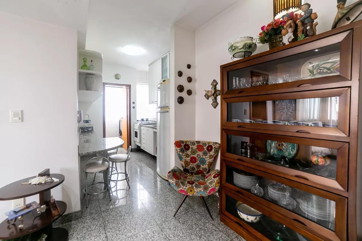 Apartamento, Funcionários, 1 Quarto, 1 Vaga, 1 Suíte