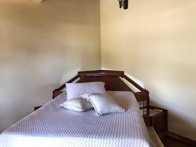 Casa, Ouro Preto, 5 Quartos, 4 Vagas, 3 Suítes